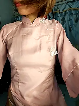 Lucy limon online show from September 2025 10:00:01 PM