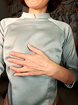 Lucy limon online show from November 2025 06:21:01 PM