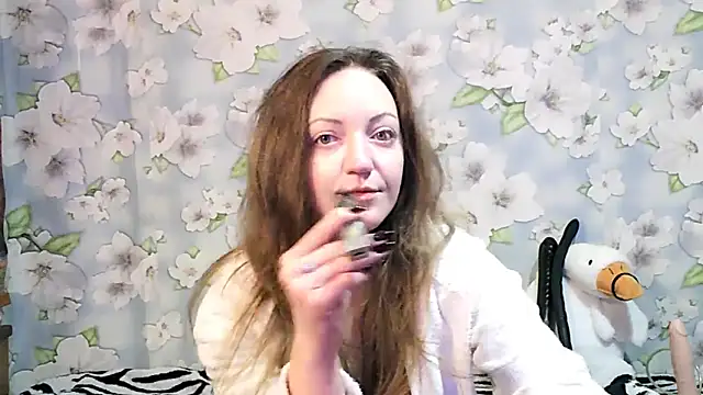 KattyLuuu online show from March 2025 04:01:02 PM