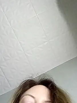 Snapshot of KattyLuuu chatting on April 2026 09:31:02 PM KattyLuuu online show from April 2026 09:31:02 PM