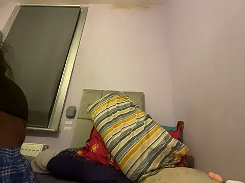 LavenderBuxton online show from January 2025 08:21:01 PM