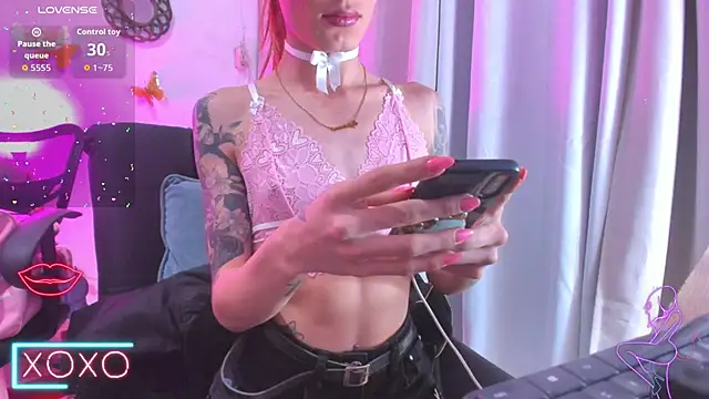 GabbyHills online show from December 2025 08:19:02 AM