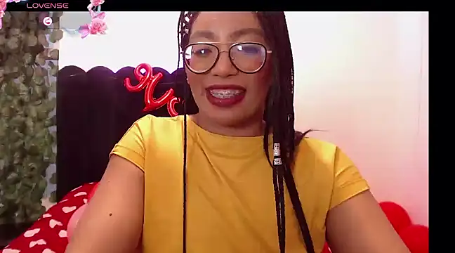 Snapshot of AmyBriiggs chatting on February 2025 11:28:01 AM AmyBriiggs online show from February 2025 11:28:01 AM