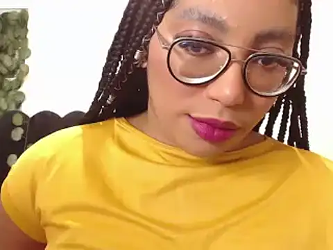 AmyBriiggs online show from November 2025 04:00:01 AM