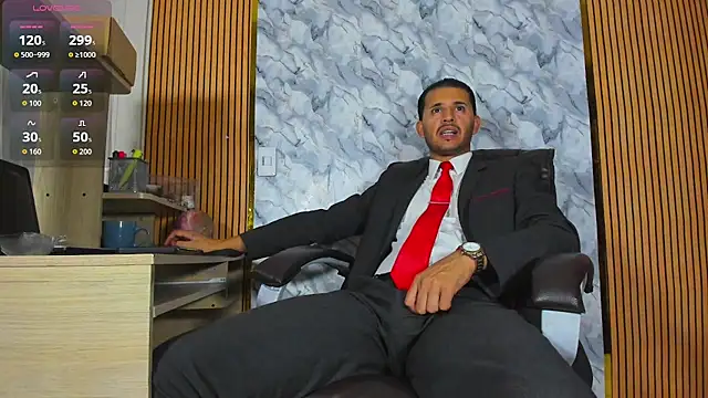 Hideintheoffice online show from May 2026 03:58:01 AM