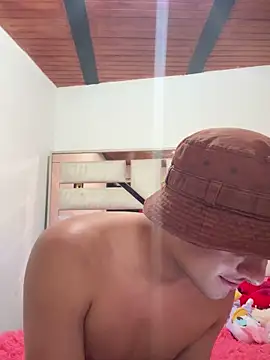 LeonardoGoyko online show from December 2024 09:50:01 PM