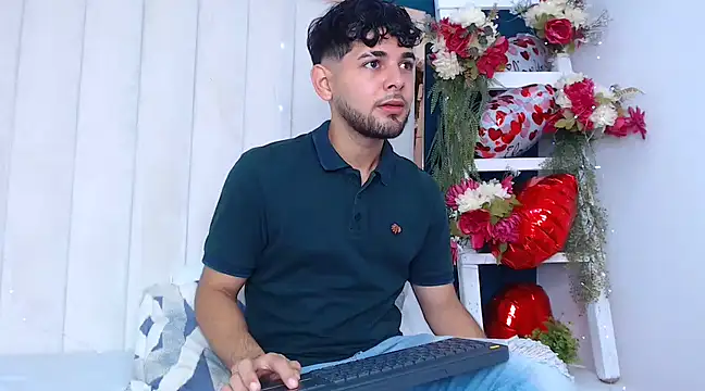 Samir bear online show from February 2025 12:16:01 PM