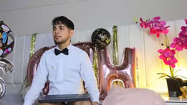 Samir bear online show from March 2025 01:07:01 PM