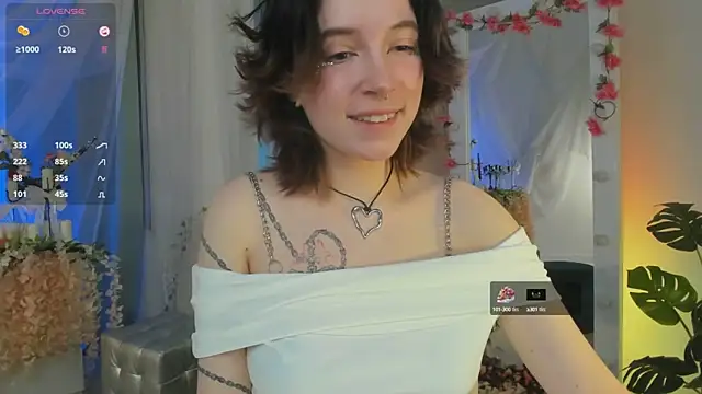 lilithlunna online show from February 2025 12:57:02 AM