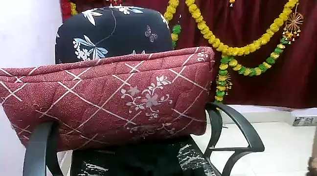 Snapshot of Liza-rani chatting on December 2024 01:40:02 PM Liza-rani online show from December 2024 01:40:02 PM