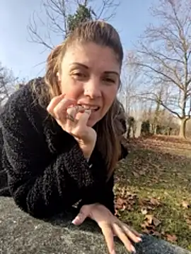 sansan2411 online show from January 2026 01:49:02 PM