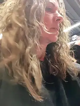 sansan2411 online show from February 2026 11:48:02 AM