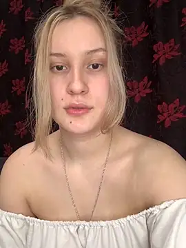 Snapshot of Sweet_white_chocolate chatting on January 2025 07:29:02 PM Sweet white chocolate online show from January 2025 07:29:02 PM