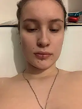 Snapshot of Sweet_white_chocolate chatting on February 2025 09:21:02 AM Sweet white chocolate online show from February 2025 09:21:02 AM