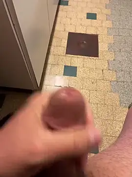 mikiss789 online show from October 2025 04:20:02 AM