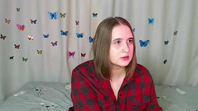 Phantommira online show from January 2025 01:00:02 PM