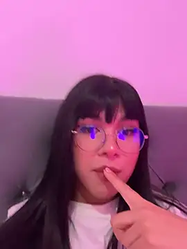 RoseCassie online show from March 2025 10:32:02 PM