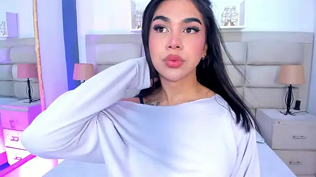 RoseCassie online show from September 2025 01:15:01 PM