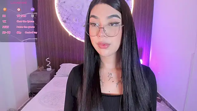 Snapshot of RoseCassie chatting on July 2026 01:17:02 PM RoseCassie online show from July 2026 01:17:02 PM