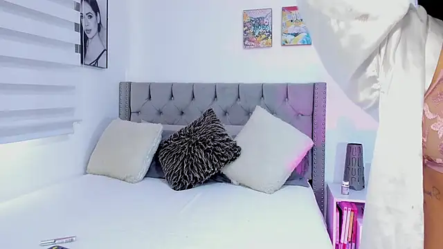 Sara Leblanc online show from January 2025 04:36:02 PM