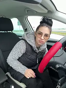 Snapshot of Anircanele chatting on December 2024 01:17:02 PM Anircanele online show from December 2024 01:17:02 PM