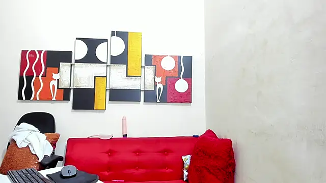 Mariana 16  online show from January 2025 10:30:02 PM