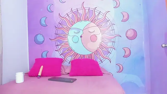 Mariana 16  online show from September 2025 07:36:01 PM