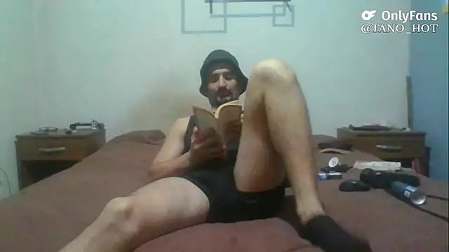 Snapshot of italianbighorse22 chatting on November 2025 05:07:01 AM italianbighorse22 online show from November 2025 05:07:01 AM