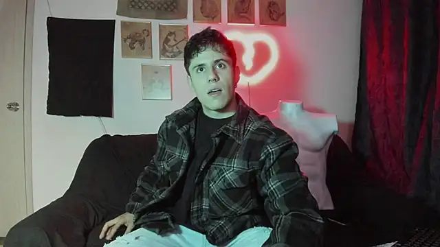 Snapshot of Antonello_Vannucci chatting on January 2025 08:02:01 PM Antonello Vannucci online show from January 2025 08:02:01 PM