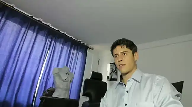 Snapshot of Antonello_Vannucci chatting on March 2025 10:16:01 PM Antonello Vannucci online show from March 2025 10:16:01 PM