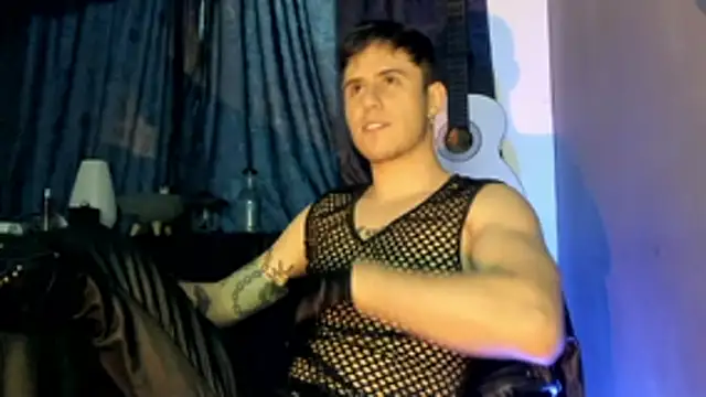 Antonello Vannucci online show from November 2025 09:53:01 PM