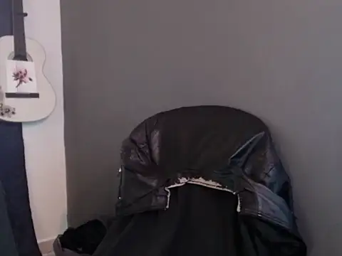 Antonello Vannucci online show from January 2026 04:45:02 PM