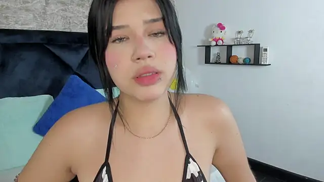 Lily Woodz online show from September 2025 07:07:02 PM