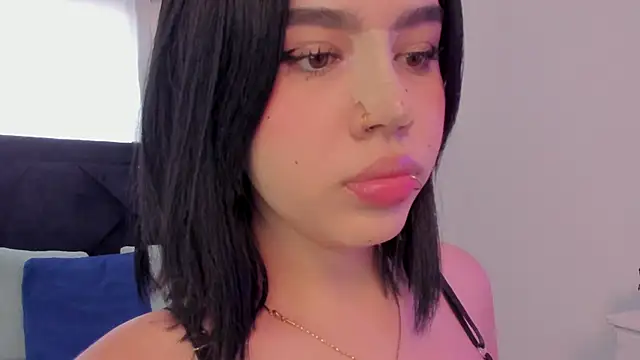 Lily Woodz online show from January 2026 07:05:02 PM