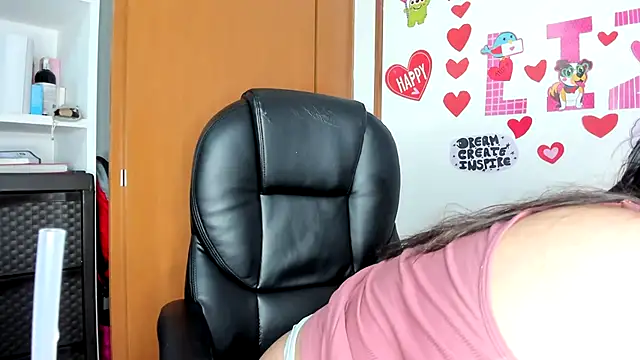 lizzie c online show from March 2025 02:08:02 AM