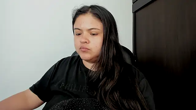 lizzie c online show from September 2025 09:49:02 PM