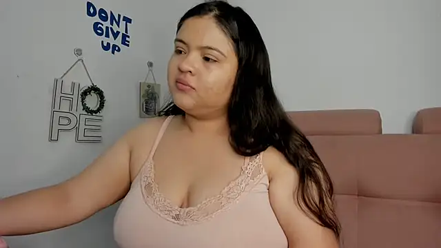 lizzie c online show from May 2026 05:59:01 AM