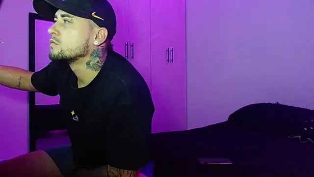 miia-liiam online show from March 2026 06:18:01 AM