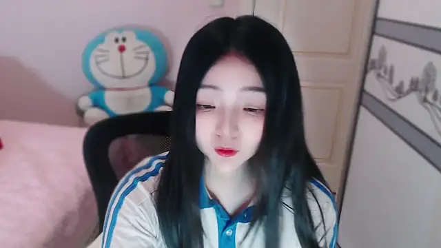 xiao-xiao-D online show from February 2026 05:03:01 AM