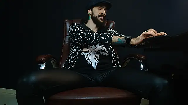 AxelColton online show from January 2025 08:02:02 AM