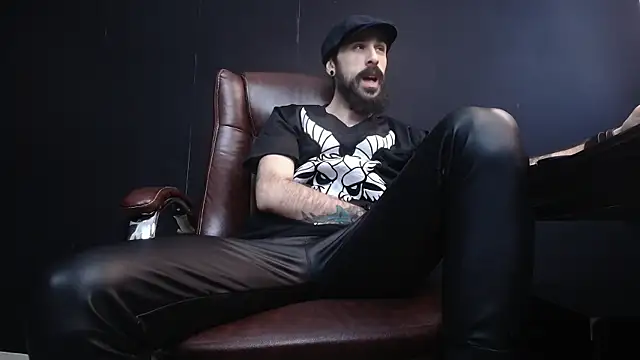 AxelColton online show from February 2025 09:48:01 AM