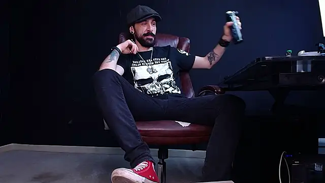 AxelColton online show from November 2025 11:10:01 AM