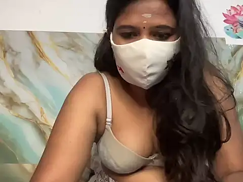 Tamil Sanjana  online show from December 2025 01:27:01 PM