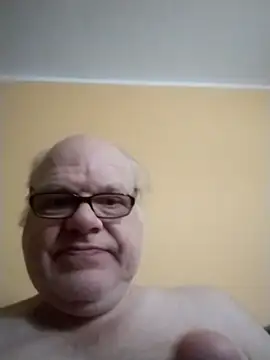 Snapshot of jk6t chatting on January 2026 11:59:02 AM jk6t online show from January 2026 11:59:02 AM