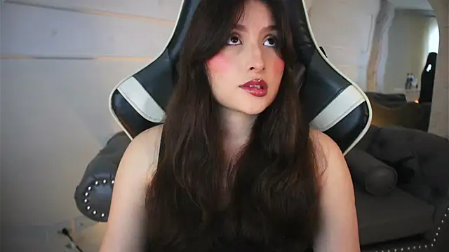 Daisha Riley online show from April 2026 01:03:02 PM