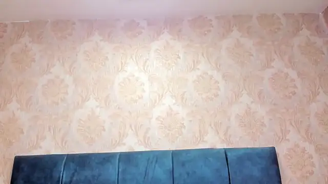 CintiaWalker online show from September 2025 12:31:02 PM