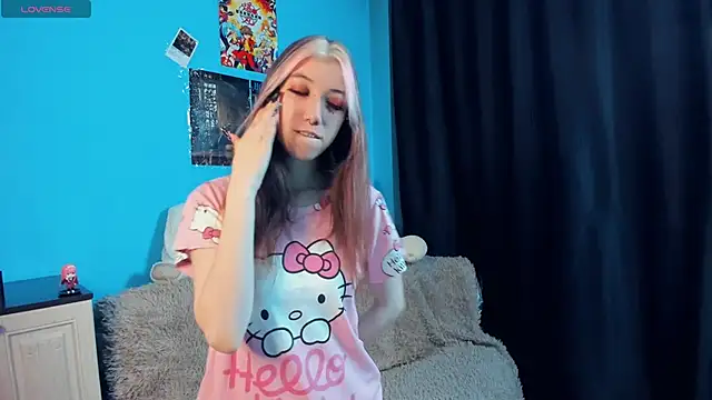 Snapshot of _Mindy_ chatting on January 2025 01:16:02 AM Mindy online show from January 2025 01:16:02 AM