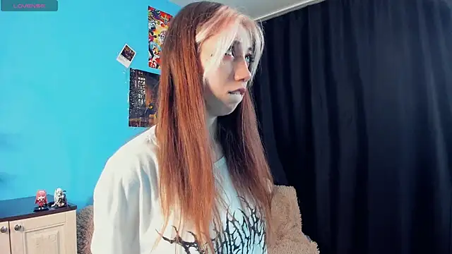 Snapshot of _Mindy_ chatting on January 2025 12:46:01 AM Mindy online show from January 2025 12:46:01 AM