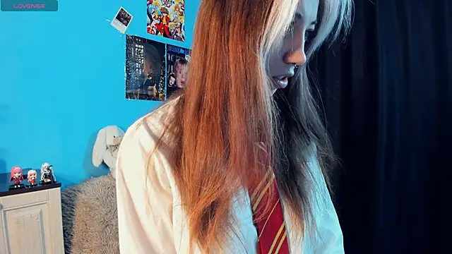 Snapshot of _Mindy_ chatting on January 2025 01:10:02 AM Mindy online show from January 2025 01:10:02 AM