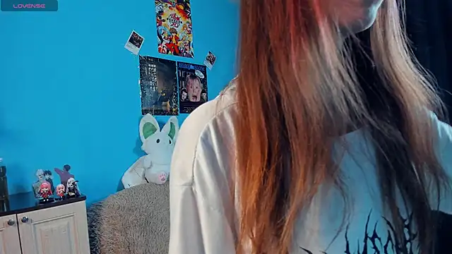 Snapshot of _Mindy_ chatting on March 2025 02:41:01 AM Mindy online show from March 2025 02:41:01 AM